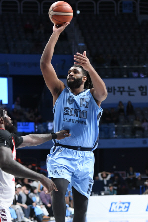 '부상 선수 복귀→새 외국인 선수 합류' KBL 6강 PO 운명 건 A매치 휴식기
