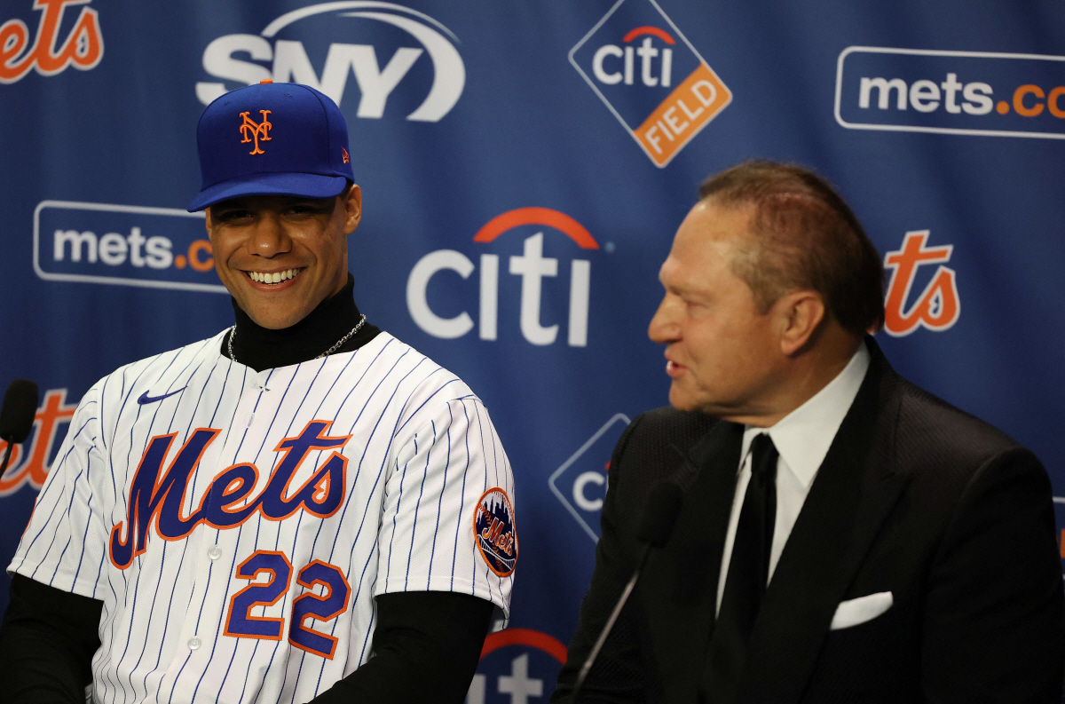 보라스 두렵다! 마지막 대어 보스턴에 안기고 매출 2조4282억 달성, …