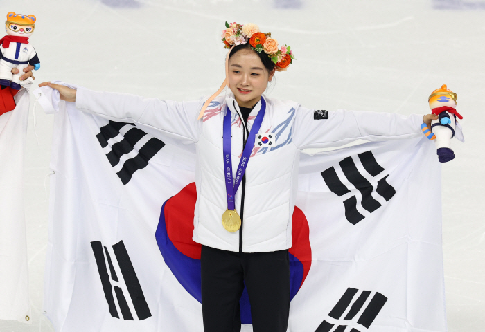 [하얼빈AG]"일본은 없다!" 차준환X김채연 짜릿한 대역전극, 韓 피겨 …