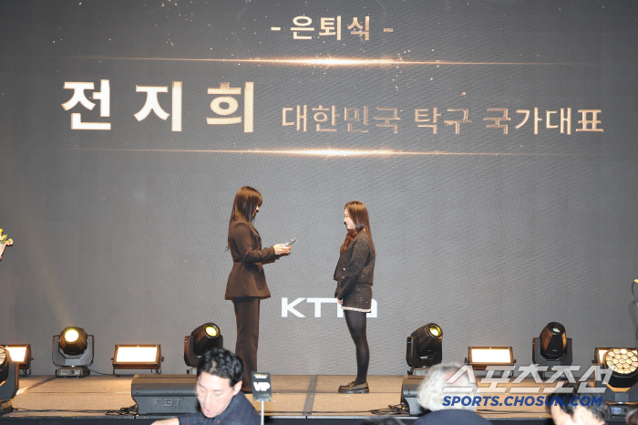 "국민삐약이X올림픽銅2"신유빈 KTTA 최우수선수상 2연속 수상...'영…
