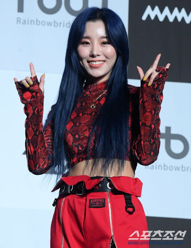 202억 매출 마마무 휘인 "FA 장점=솔직히 돈 많이 벌어...새 소속…