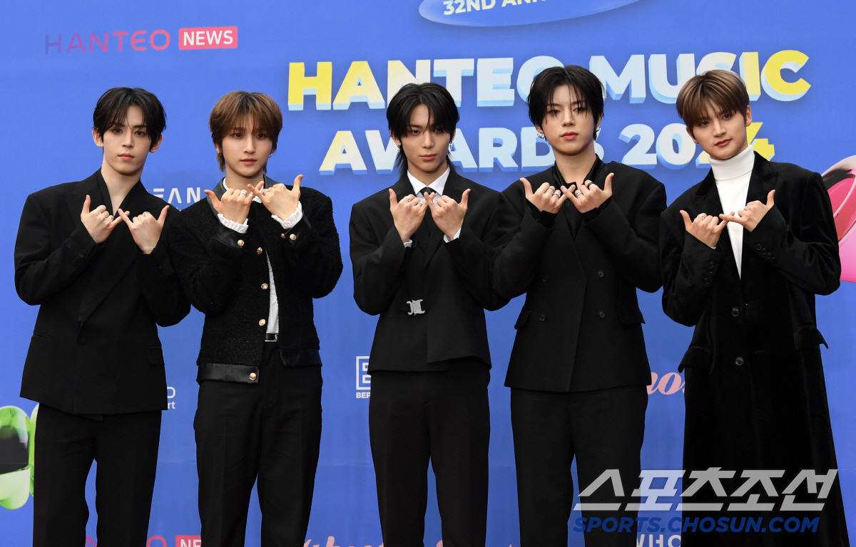 [포토] 나우어데이즈 '시크하게'