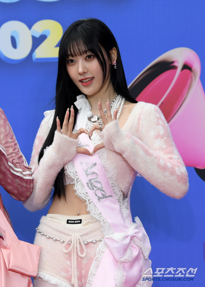 [포토] 아르테미스 최리 '하트'