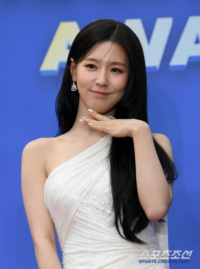 [포토] 미연 '예쁜 꽃'