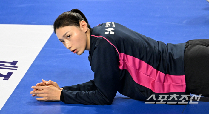'김연경 은퇴' 실감나네.. 화성 마지막 경기 '3929석 전석 매진' …