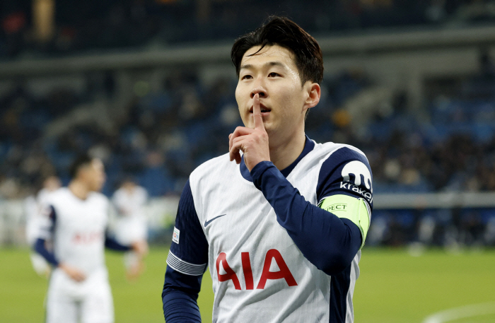 '1주일 재충전, 손흥민 에너지 충전완료' 英 매체, 토트넘의 맨유전 예…