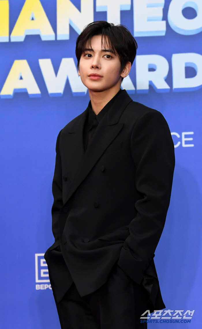 '투바투 특급 팬서비스' 갑작스러운 요청에도 쿨하게...개성 넘치는 다섯…