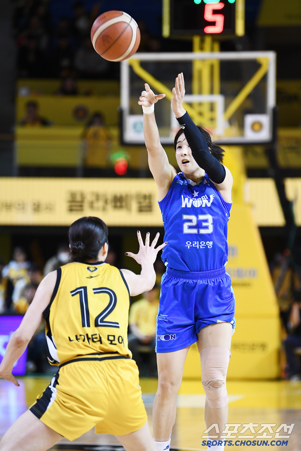 "PO 우승확률, 작년보다 떨어진다!"  왜 우리은행 김단비는 정규리그 …