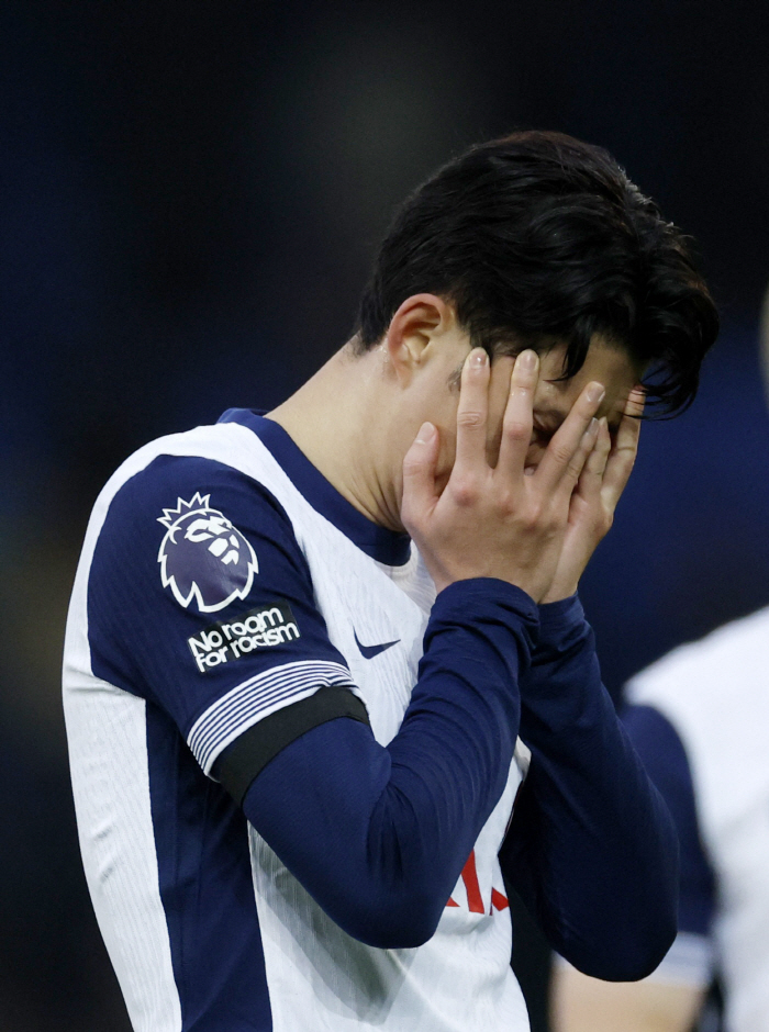 "문제는 레비의 '위닝컬처' 부재...비욘세X미식축구로 돈벌면 그만" 英…