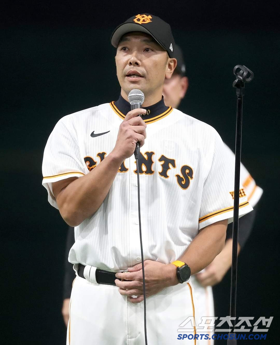 "KBO리그 레전드인지 몰랐다" 강민호 시속 123km 체인지업으로 헛스…
