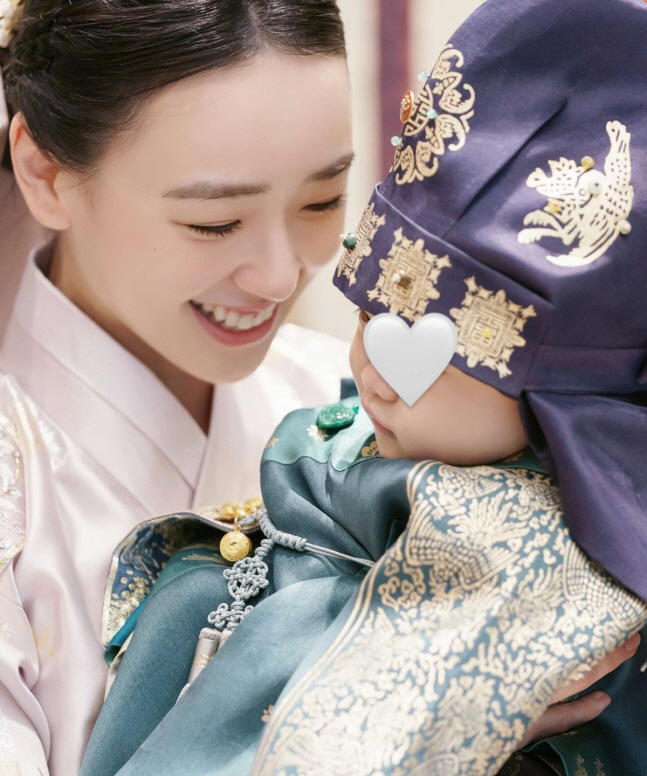 [SCin스타] 아들 위해 5성급 호텔 초호화 돌잔치 연 손연재 "잘 키…