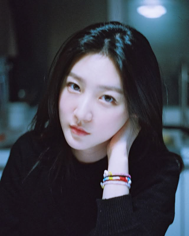 한소희·김보라 故김새론 빈소 조문→'아저씨' 원빈은 근조화환 '마지막 인…
