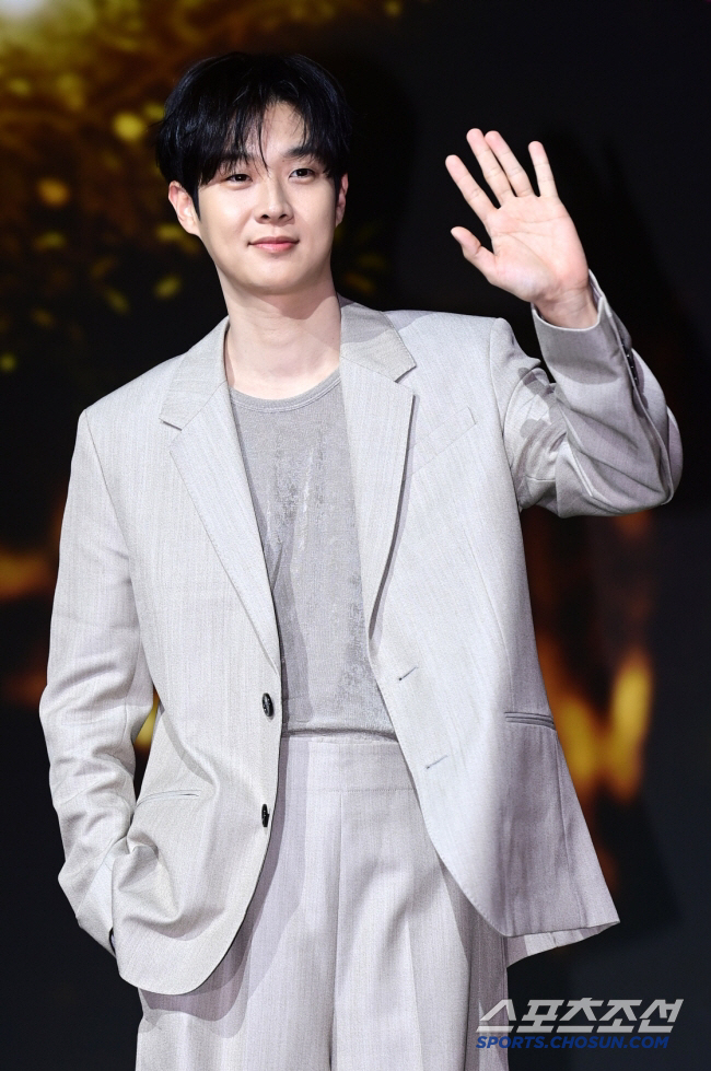 [SC인터뷰] '멜로왕자' 한 걸음 더…'멜로무비'로 엿보는 최우식 표 …