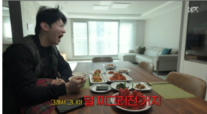 "얼굴 주차 잘했어야 대스타 됐을 텐데"… 덱스, 母 현실 직언에 폭소(…