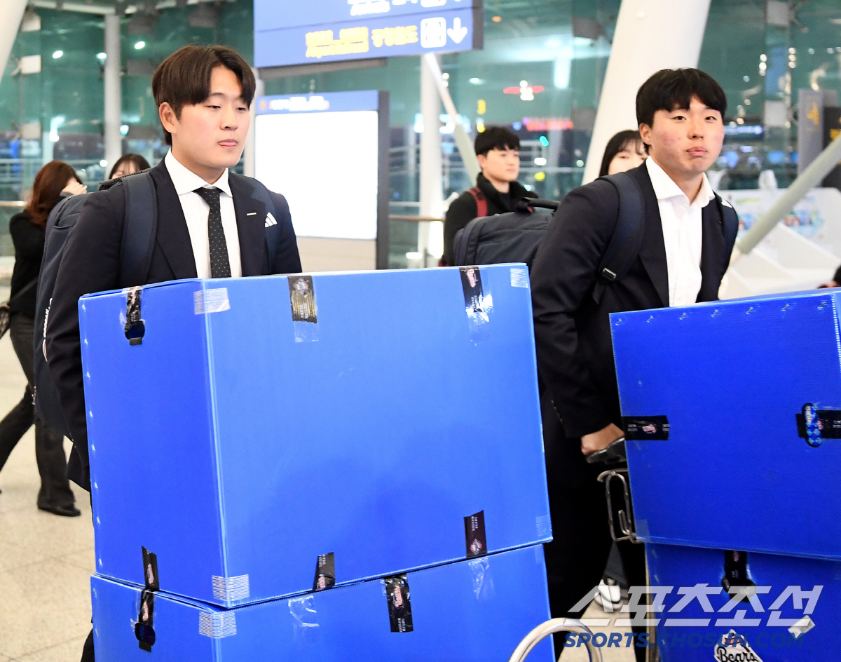 2차 가는 곰들 신났네...1차 때와 사뭇 다른 출국 풍경 [스캠 출국 …