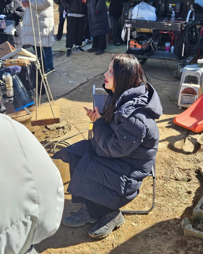 고현정, 멍투성이 얼굴 '충격'...'사마귀' 촬영장서 무슨일이