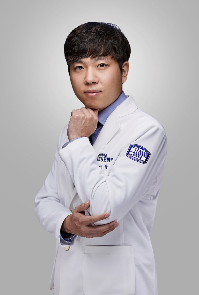 '손목·손등에 생긴 혹' 손목결절종, 그냥 둬도 되나?