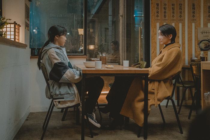 [SC리뷰] 함께 추는 군무처럼…이레X진서연X손석구의 완벽하지 않아도 괜…