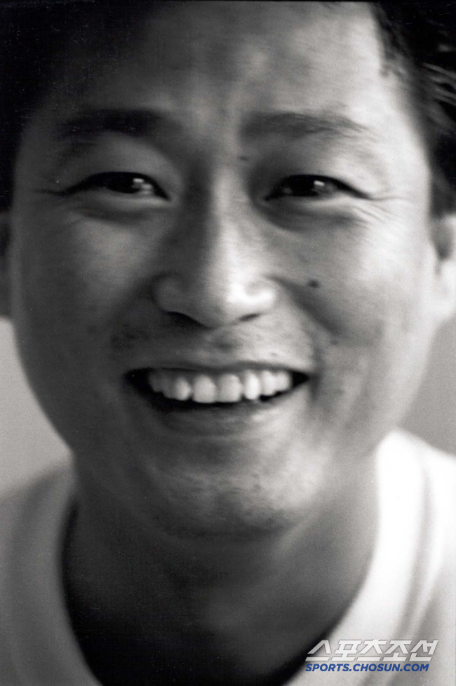 '내사랑 내곁에' 김현식, 간경화로 사망..故유재하 떠난후 3년뒤 같은날…