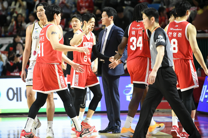 KBL 올 시즌 베스트 5 지각변동. 슈퍼스타의 부상 부진. 양준석 벨랑…