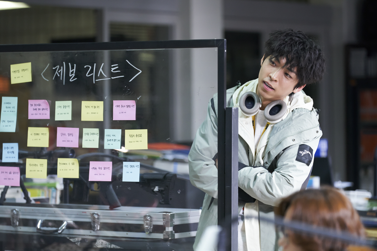 [SC인터뷰] '권모술수 권민우'에서 '비정규직 강기호'로…‘트리거’로 …