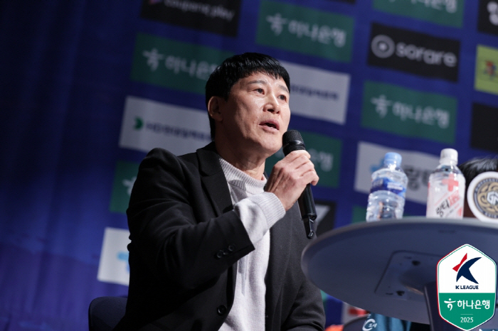 "고정운 감독님~ 외모 순위대로 리그 꼴찌 하세요" '박살+처맞음' 도발…