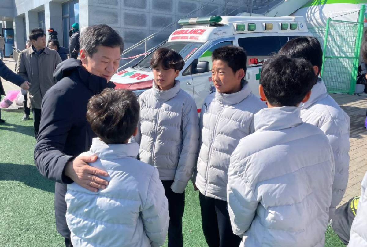 '4선 도전' 정몽규 후보, KFA 회장 선거 대세 잡았나…시도협회 등 …