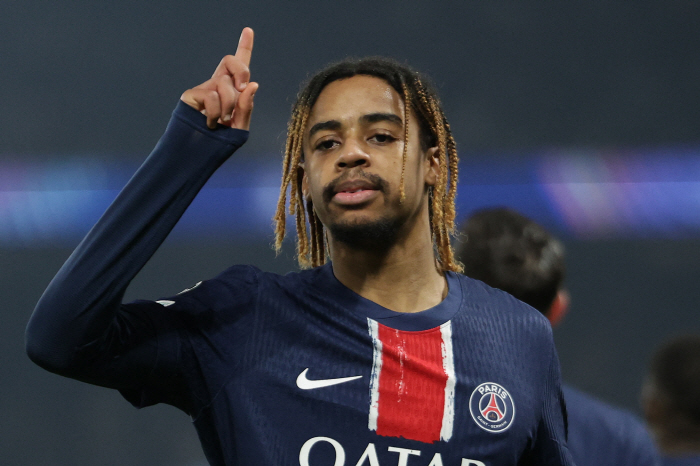 골골골골골골골골골골 '이강인 패스성공률 97%' PSG 10골 폭발!…1…