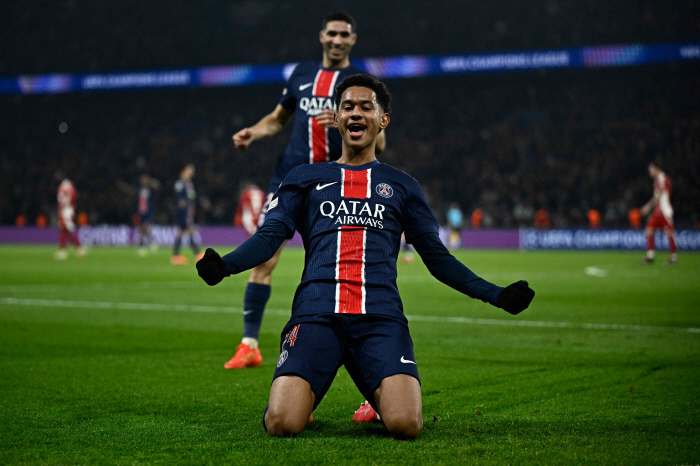 골골골골골골골골골골 '이강인 패스성공률 97%' PSG 10골 폭발!…1…