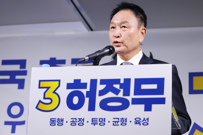 "KFA 회장 선거 D-5" 사실상 대세 잡은 정몽규, 대반전 노리는 신…