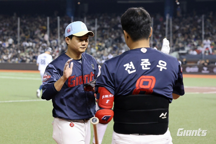 "첫날 큰 실수했다" 독립리그 출신 첫 우승반지→대주자 2번이 전부…손호…