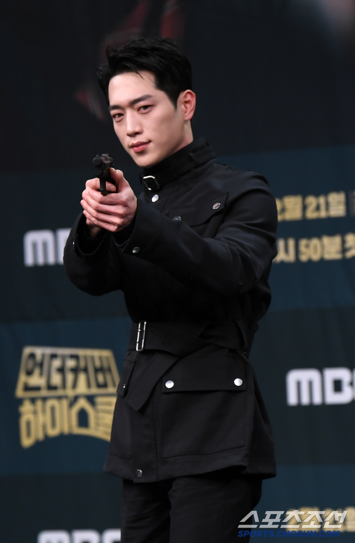 '언더커버' 서강준 "3년만 작품, 세상이 변했다…신조어·포즈 많이 배워…