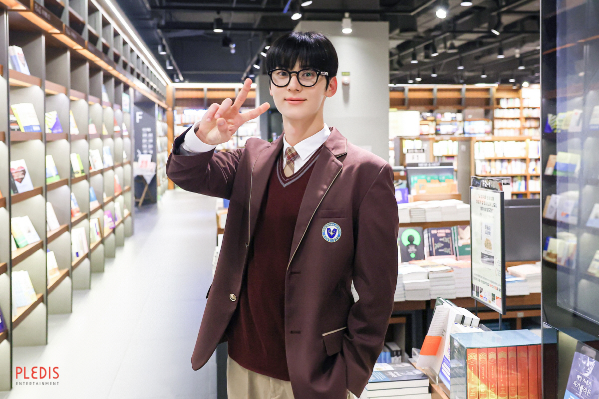 맑눈광·힘숨찐..황민현, '스터디그룹'으로 액션 인정받았다