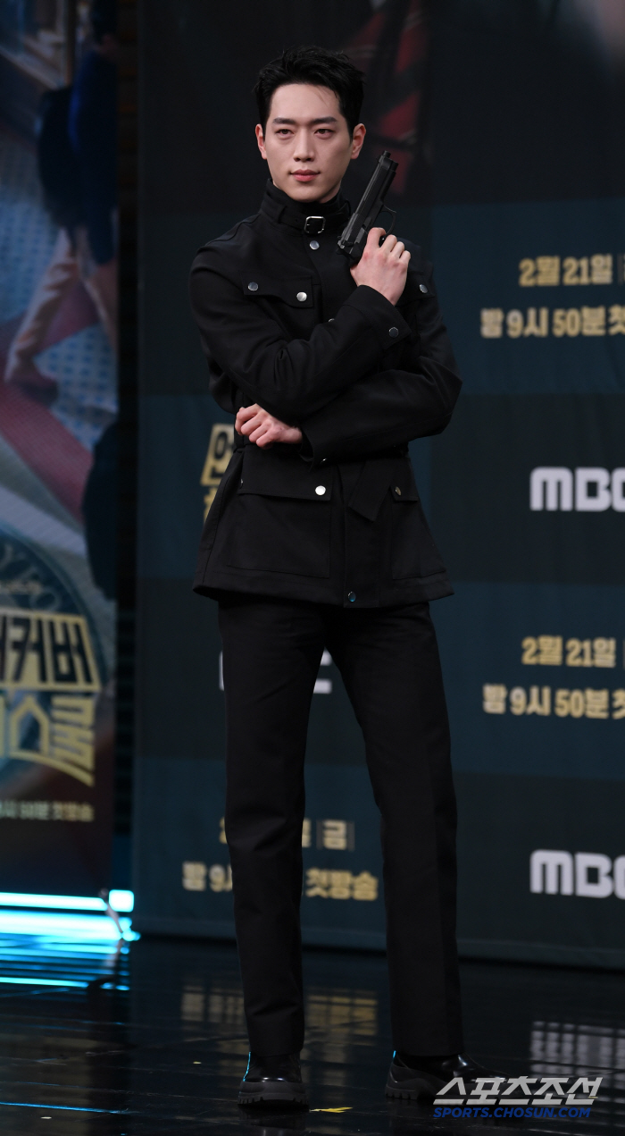 [SC현장]전역한 서강준, 고등학교로…'언더커버 하이스쿨', 얼굴천재가 …
