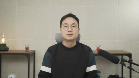 이진호, '김새론 괴롭힘' 의혹 정면 반박 "복귀 도우려 노력…악의적 프…