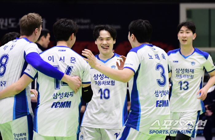 '봄배구 산술적 가능성' 삼성화재, 한국전력 3-0 셧아웃! 모처럼 승점…