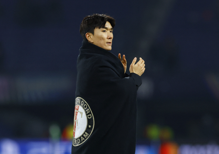 '초대박' 황인범, 네덜란드 레전드 판 페르시와 '사제' 동행…'HERE…