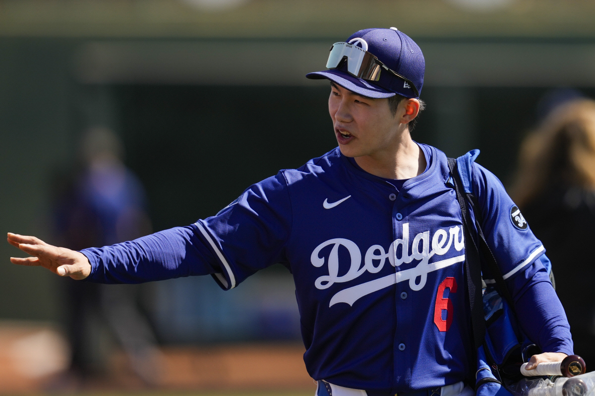김혜성 '주전 2루수' 스타트, MVP 유격수가 "훌륭하고 멋진 선수" …