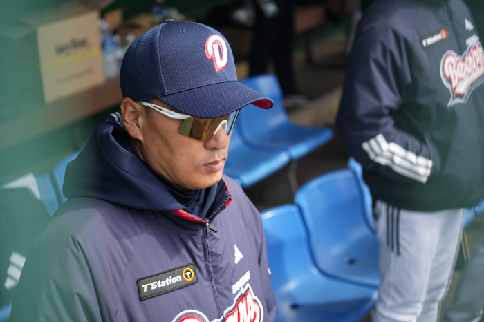 '日실업팀 졸전' 이승엽 감독 격분 "솔직히 화났다. 젊은 선수들, 지금…