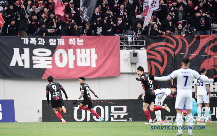 첫 연고지더비 찢은 '영국사람' 린가드, "럭키 골이요? 긍정적인 기운이…