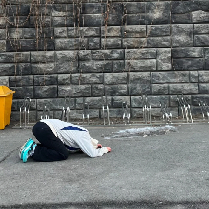 기안84, 너무 무리했나...길바닥에 엎드려 고통 호소 "몸이 아프다"