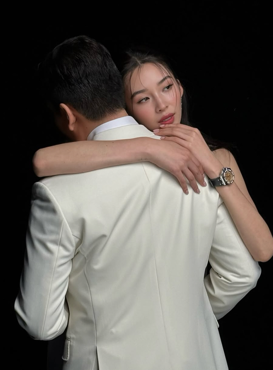 '5월 결혼' 아이린, ♥사업가 남편 깜짝 공개..훤칠한 키+넓은 어깨 …