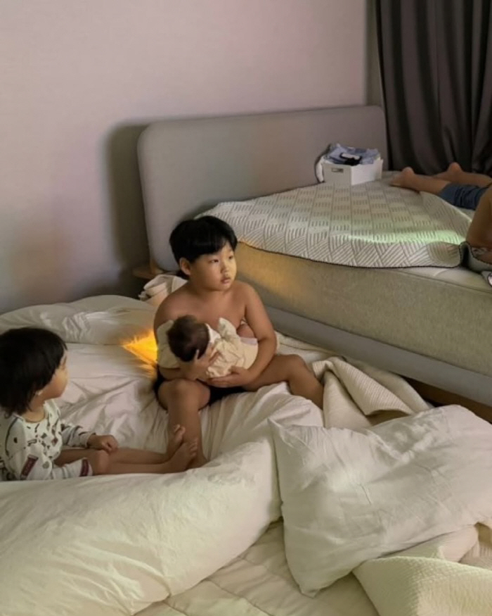 '오형제맘' 정주리, 육아 메이트 덕에 여섯째 생길라..."도원이가 피곤…