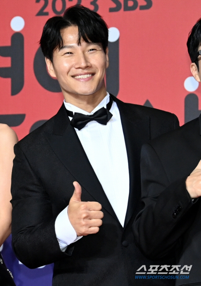 김종국, 절약이 극성 "음식물 쓰레기 보관, 버릴때 수도세 아까워" ('…