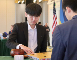 '농심배 수호신' 신진서, 이번엔 난양배 초대 우승 도전
