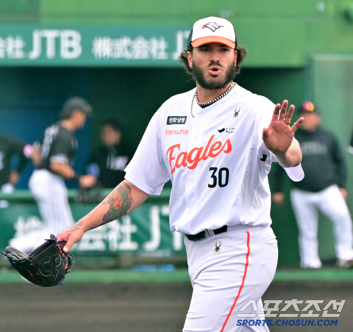 '78억 투자' 친정팀 대결은 다음으로…한화, KBO 맞대결 돌입 '엄-…