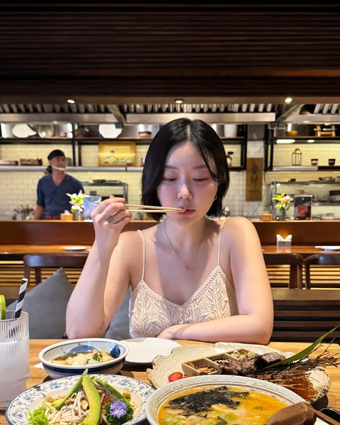 '쌍둥이 임신' 레이디 제인, 살짝 드러난 'D라인'...♥임현태와 발리…