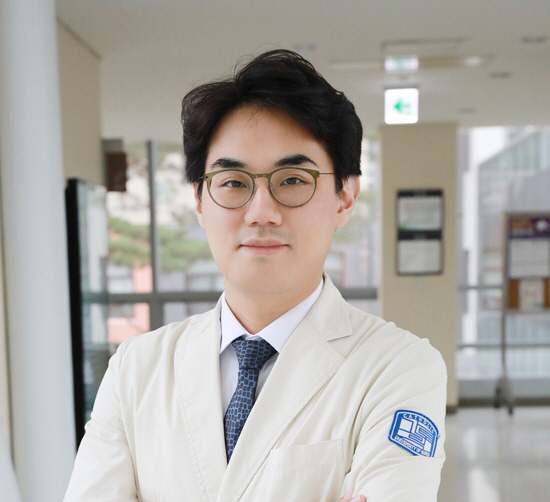 감기와 증상 비슷한 폐렴, 입술 푸른빛 돌면 '위험'