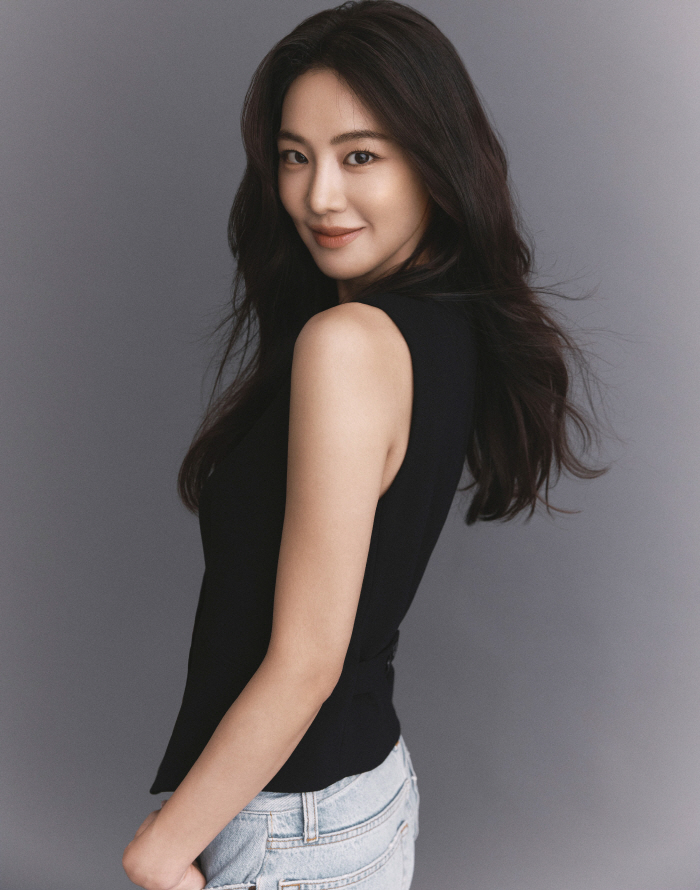 [SC인터뷰] "500억 들였기에 사랑받아야? 그건 아냐".. 한지은, …