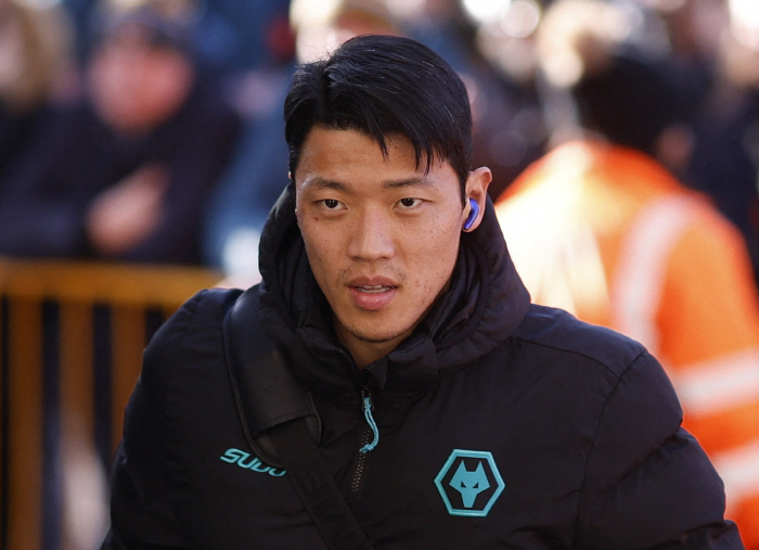 아이고 황희찬, 빠른 부상 복귀 실패...'겨우 2골 1도움' 역대 최악…